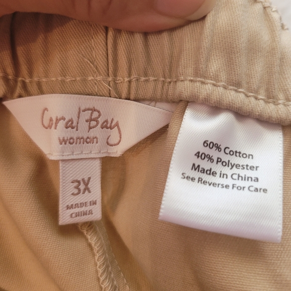 Coral Bay Women's Beige Flat Front Cotton Blend Shorts With Pockets! Size 3X - Picture 6 of 6